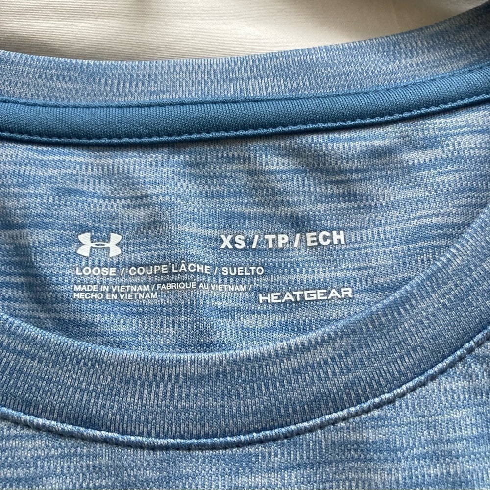 Under Armour light blue athletic top, size XS - Picture 5 of 8